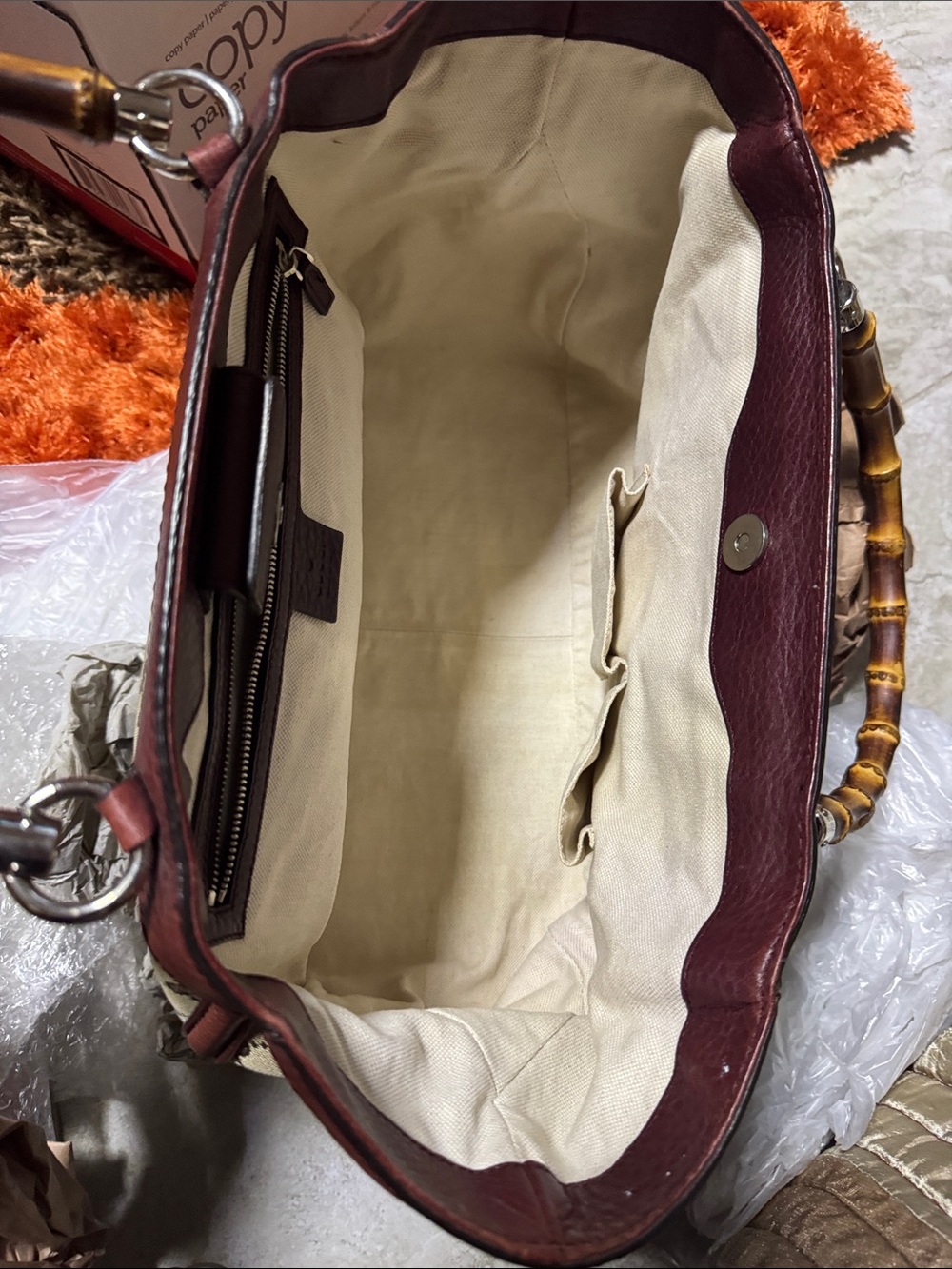 Gucci Maroon and Tan Bamboos HandBag - Picture 6 of 11